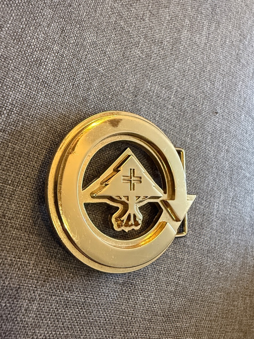 LRG circle 47K Logo Belt Buckle